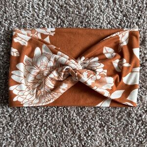 Floral Knot Headband in Orange and White